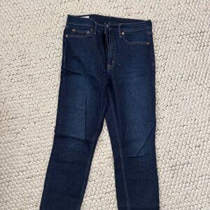 Gap High Rise Cheeky Straight Jeans With Washwell